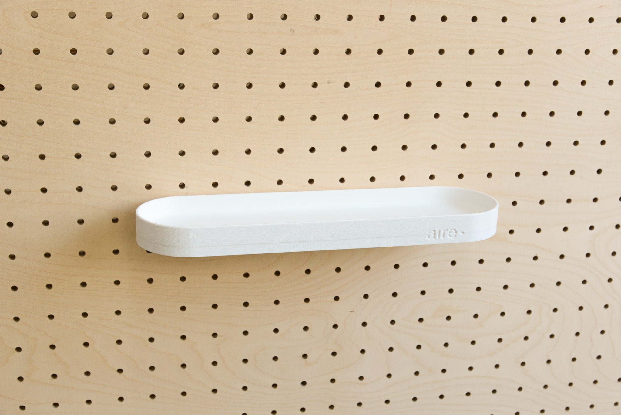 Étagère avec rebords pour pegboard – tablette murale de rangement