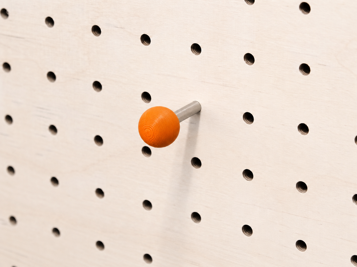Tourillon coloré orange pour pegboard – Aire