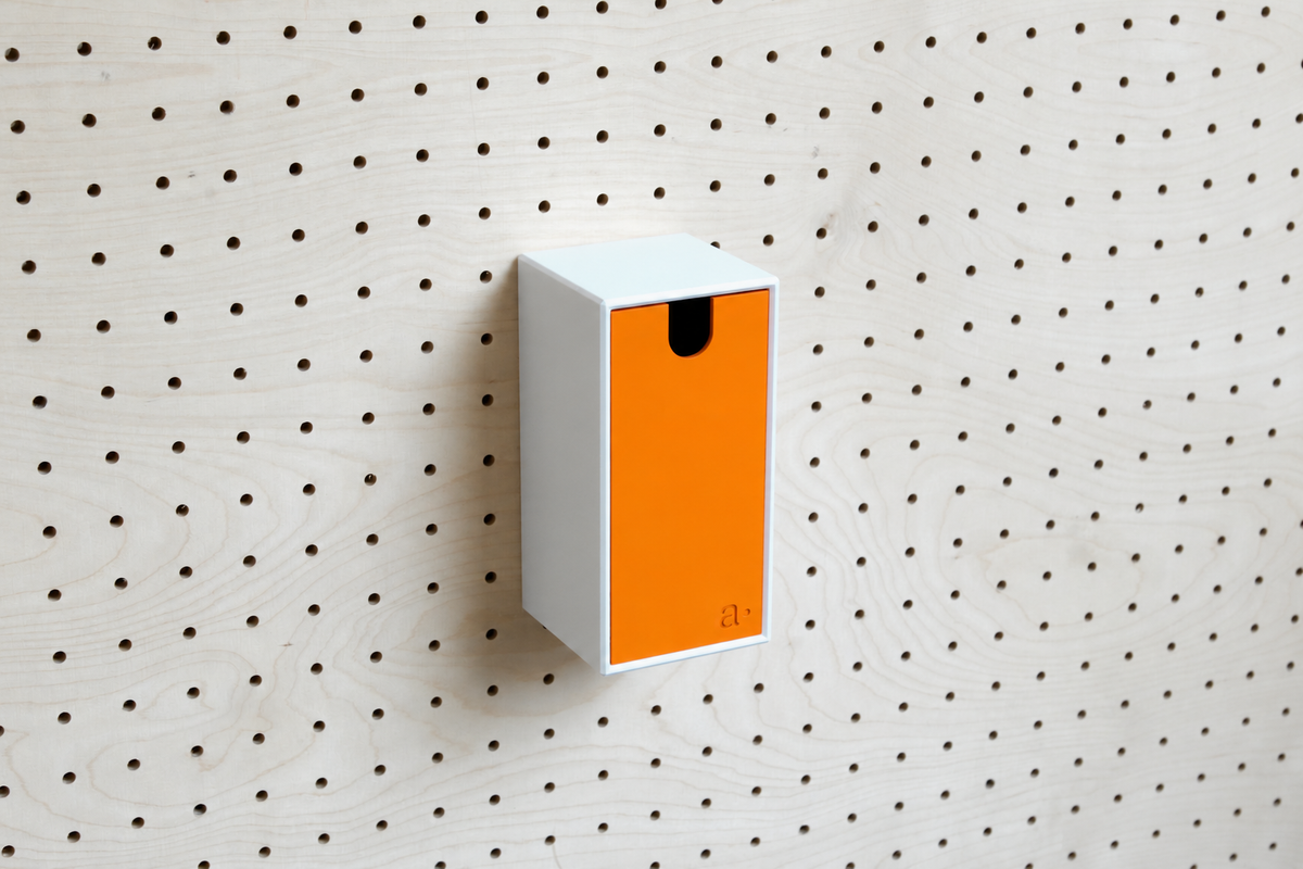 Caja de almacenaje de colores para pegboard – bandeja mural