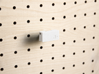 Pince photo magnétique pour pegboard – clip aimanté mural panneau perforé