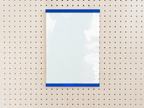 Porte-affiche en plexi pour pegboard – support d'information mural