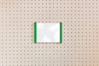 Porte-affiche en plexi pour pegboard – support d'information mural