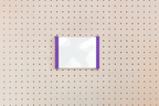 Porte-affiche en plexi pour pegboard – support d'information mural