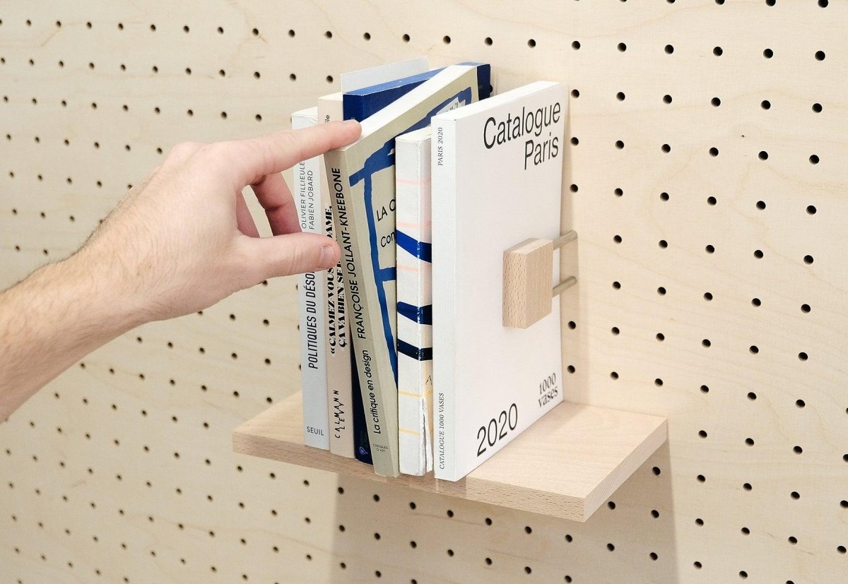 Serre livre minimaliste : accessoire pour organiser votre bibliothèque sur un Pegboard - Accessoires - Aire - A28-1 - 1